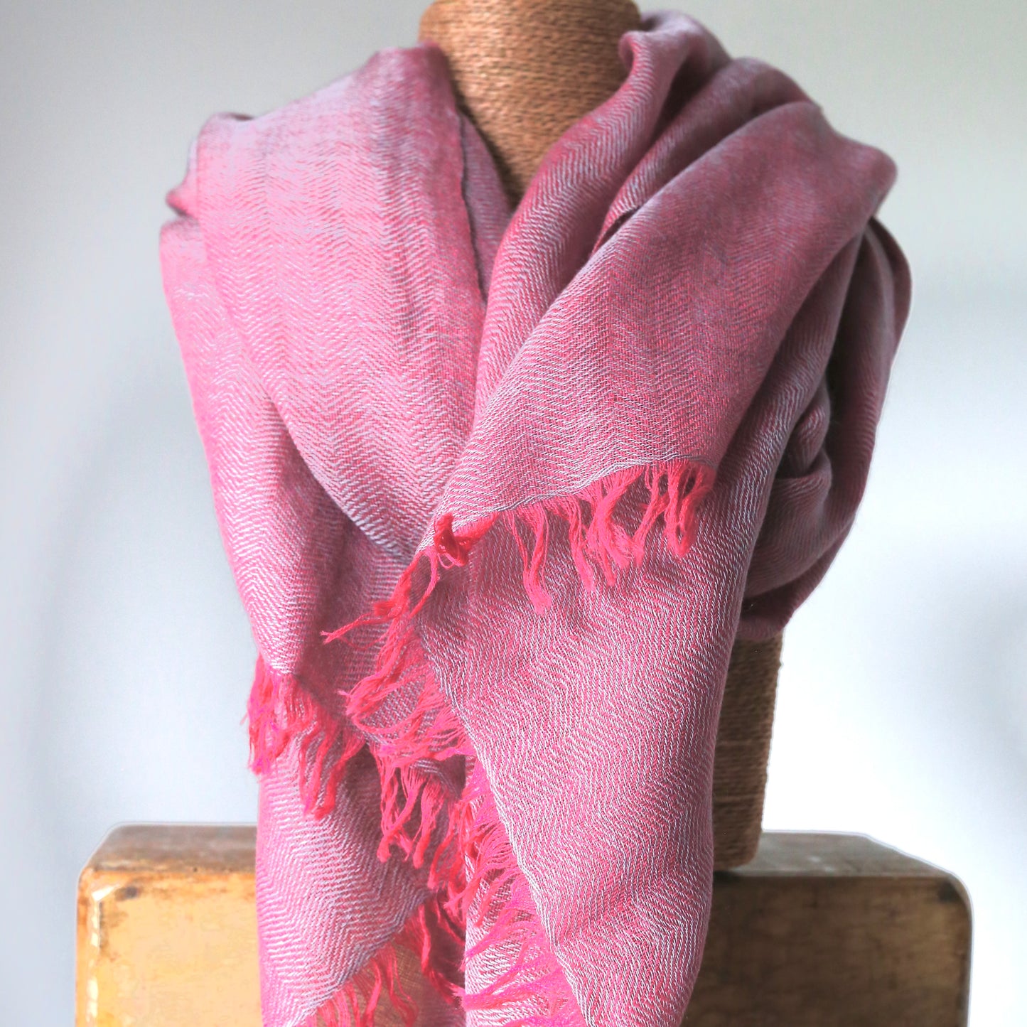 Wavy Weave - Fine Wool