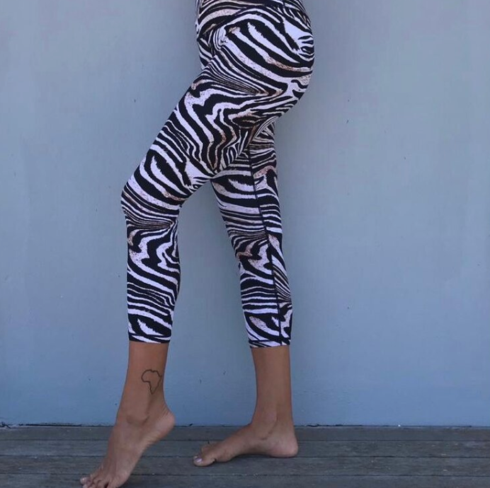 Dirty zebra print leggings