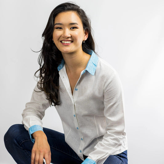 Women's White Hemp Shirt with Turquoise Collar