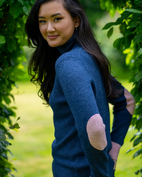 Women's Roll Neck Jumper in Cashmere/Merino - Denim Blue